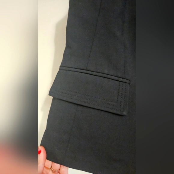 OOBE Tailored Vest In Black. Size XXS - Picture 5 of 8